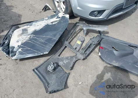 2014 Ford Focus Titanium from USA, damaged, VIN 1FADP3J27EL234873